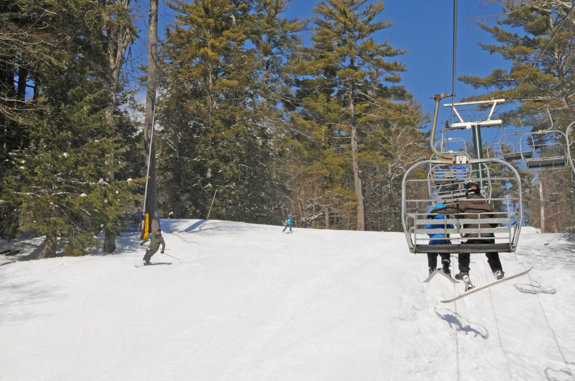 winter-fun-on-white-pine_50914745783_o-min